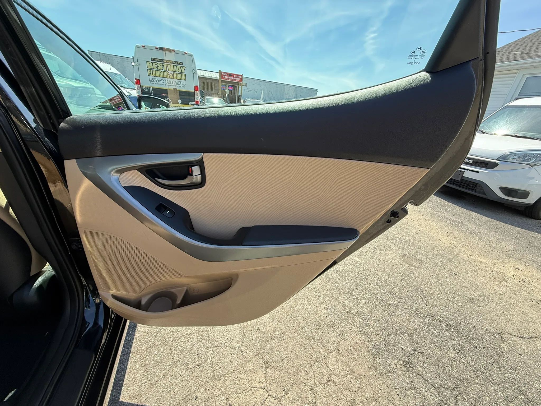 2013 Hyundai Elantra Gls thumbnail 19