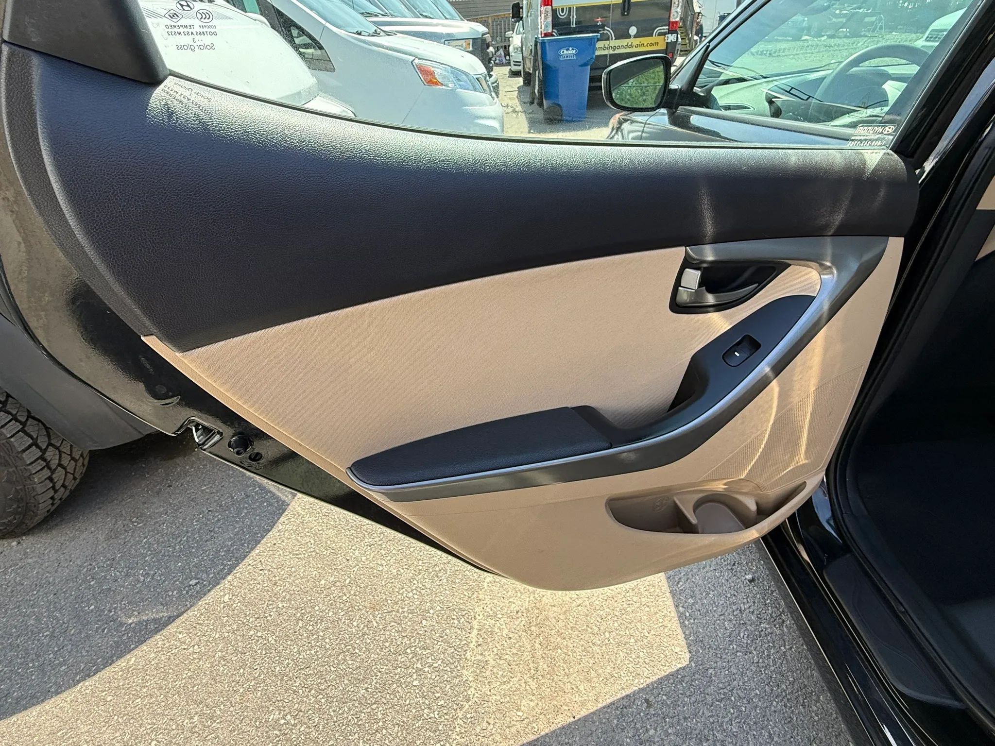 2013 Hyundai Elantra Gls thumbnail 26