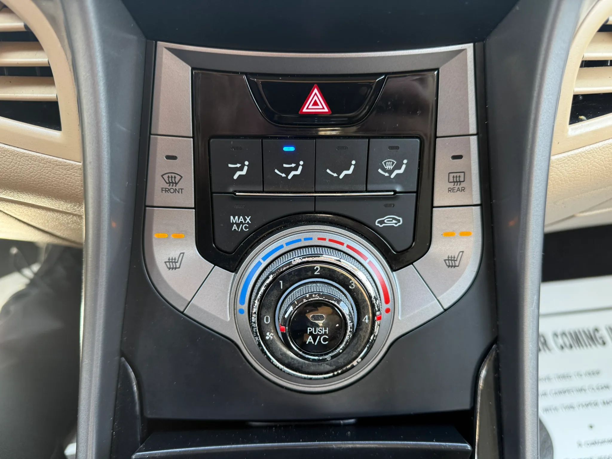 2013 Hyundai Elantra Gls thumbnail 39