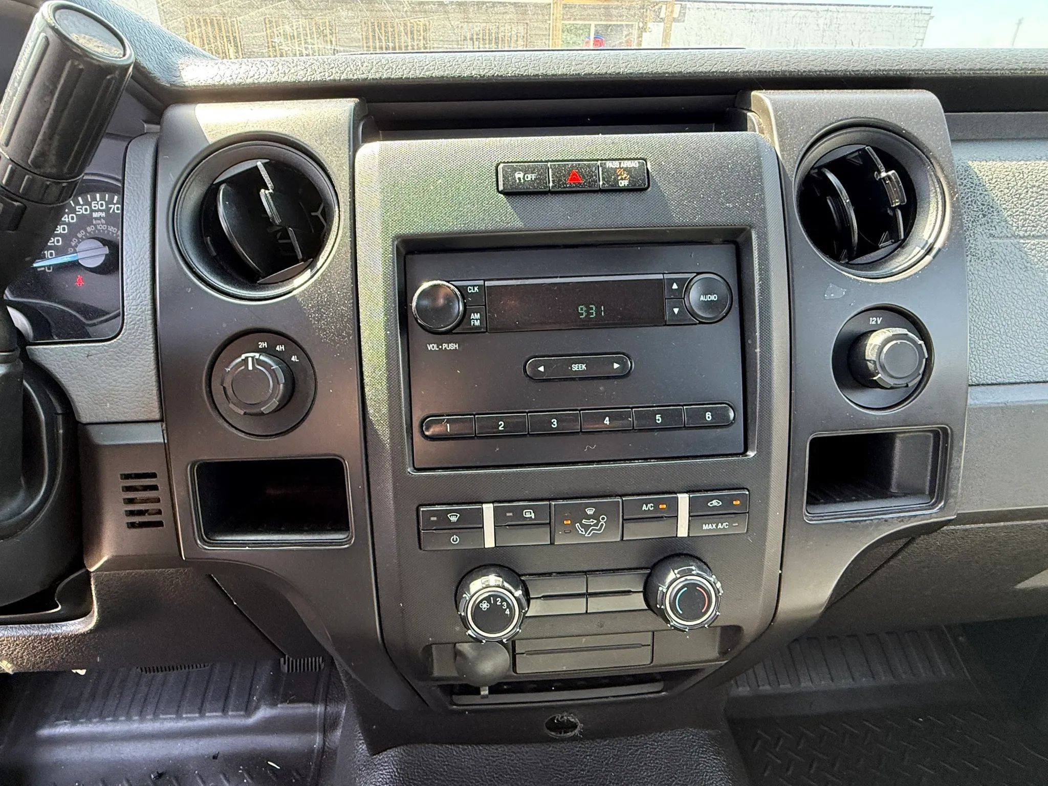2014 Ford F150 Regular Cab Xl thumbnail 6