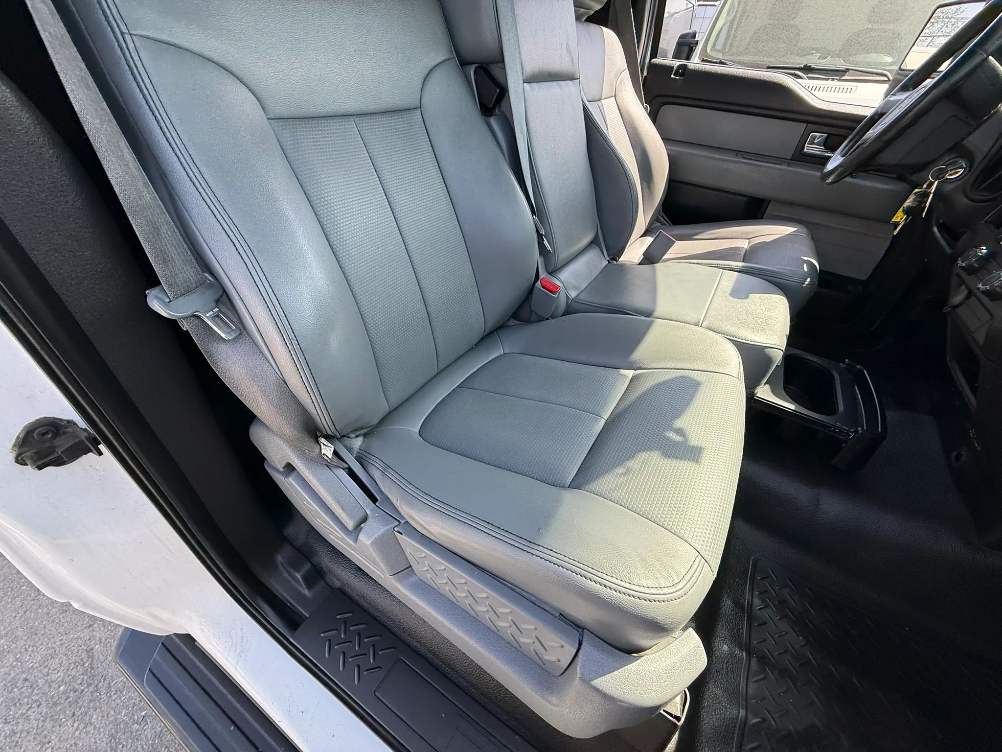 2014 Ford F150 Regular Cab Xl thumbnail 29