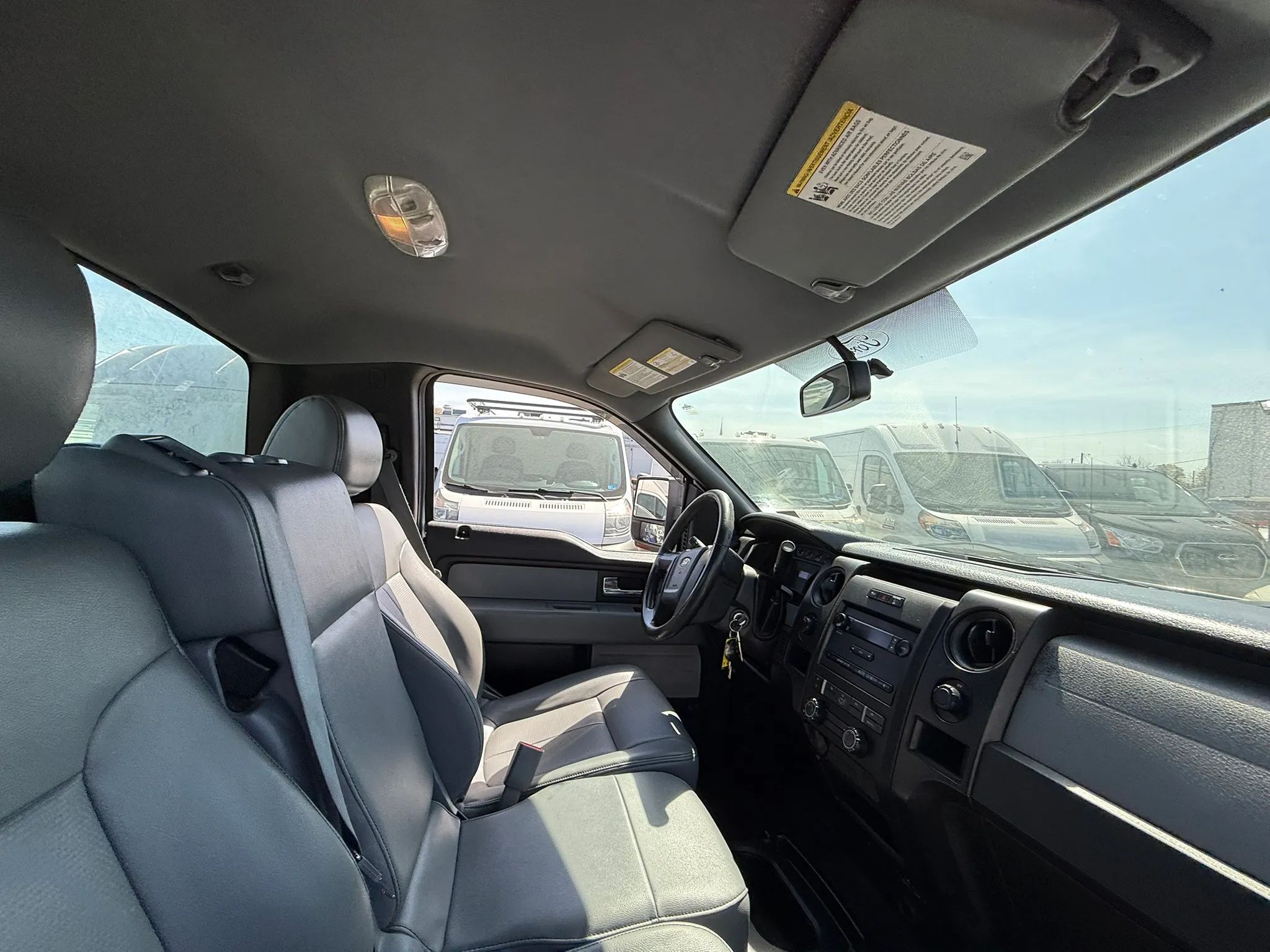 2014 Ford F150 Regular Cab Xl thumbnail 30